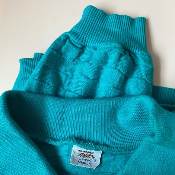 Vintage Sweatshirt - Picture 4 of 9